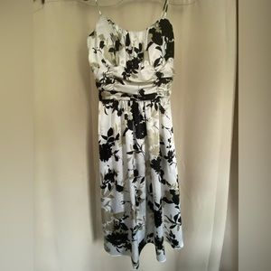 Madison Leigh satin dress size 10